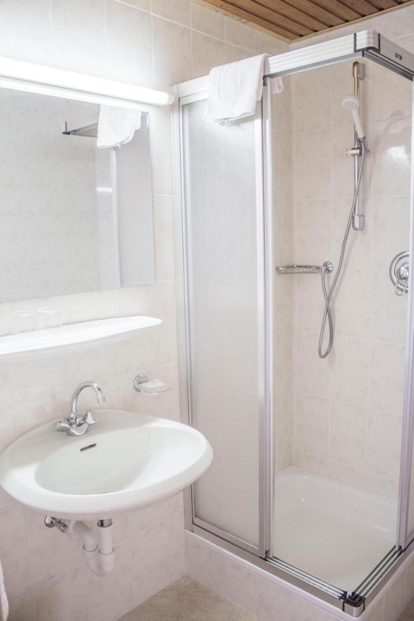 Schenna Garni Eden Bed & Breakfast Экстерьер фото