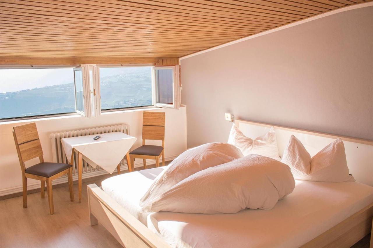 Schenna Garni Eden Bed & Breakfast Экстерьер фото