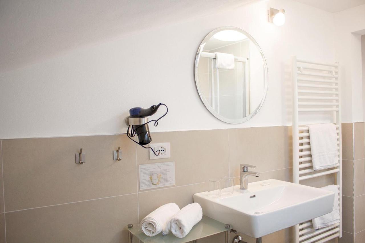 Schenna Garni Eden Bed & Breakfast Экстерьер фото